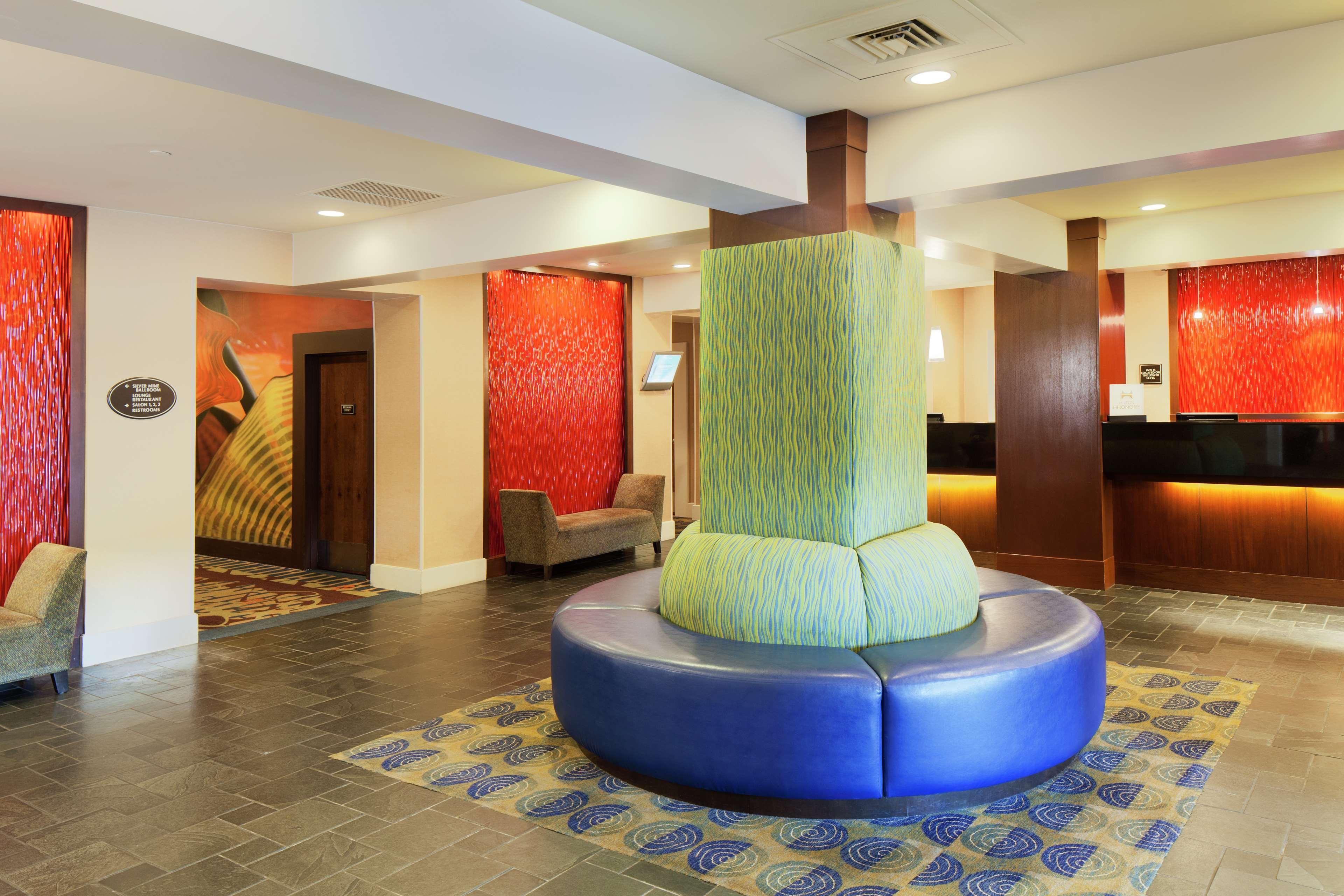 Doubletree By Hilton Norwalk Hotel Interiør billede